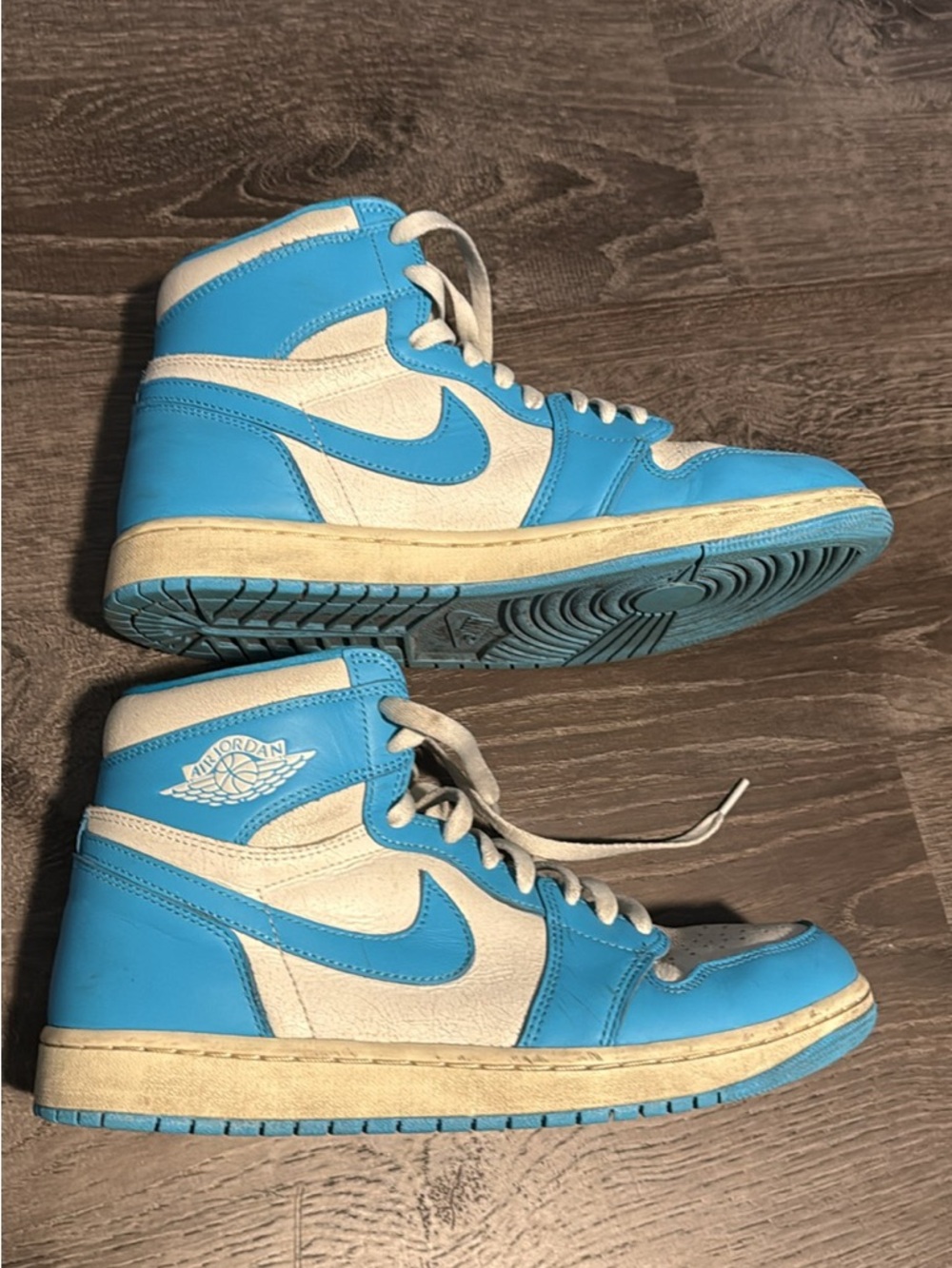 Nike Air Jordan 1 Retro High OG - University Blue & White Reimagined Size 9.5